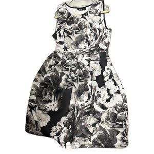 EUC! Apt. 9 black and white floral dress